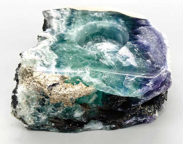 3-5" Rough Fluorite tealight holder - Click Image to Close