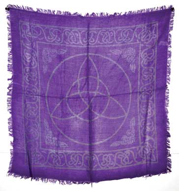 Triquetra altar cloth - Click Image to Close