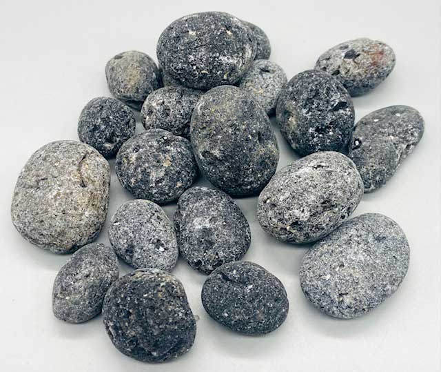 1 lb Agni, Black untumbled stones - Click Image to Close